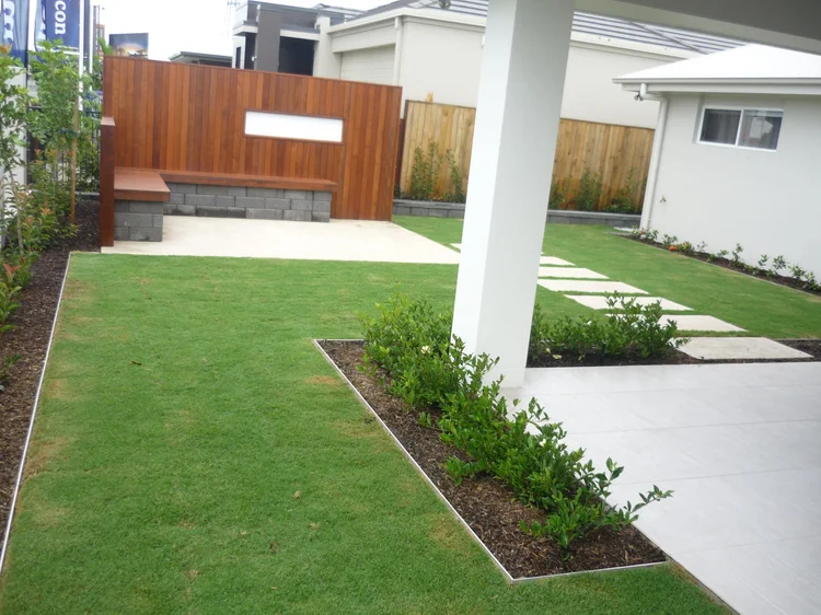 Hedge Black Heavy Duty Aluminium Garden Edging 2.9m x 5mm - Image 2